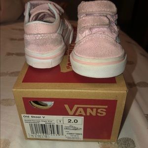 Infant pink vans